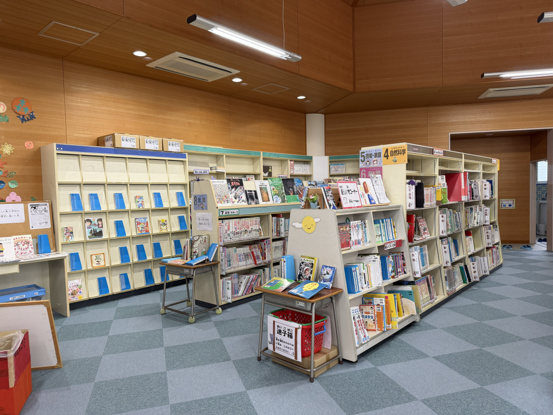 図書室のようす3